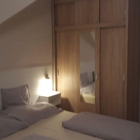 Szaloky Apartmanhaz Денешдиаш Экстерьер фото