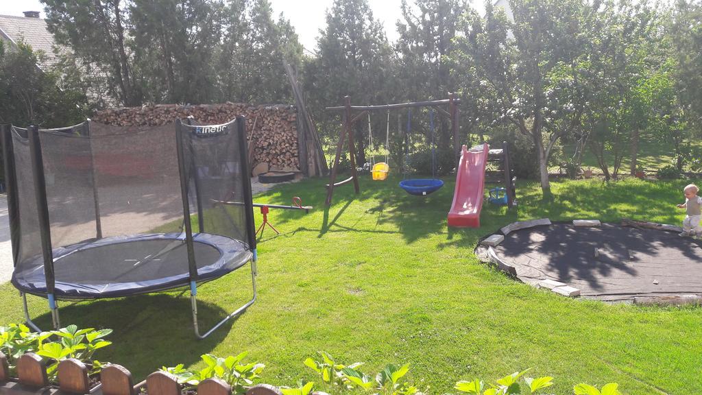 Szaloky Apartmanhaz Денешдиаш Экстерьер фото